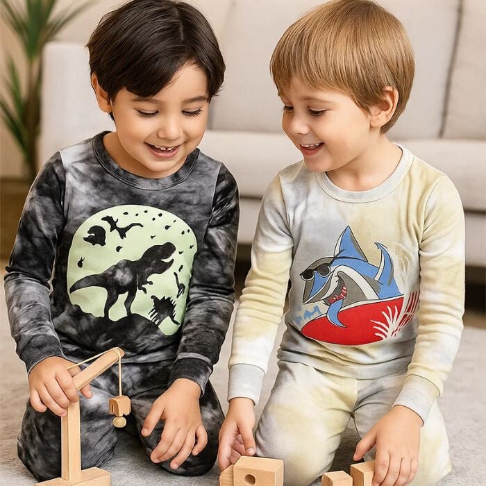 LOLPIP Hosszú Pamut Fiú Pizsama Szett 5 Éveseknek 2db (Cápás És Dinós) - BShopy